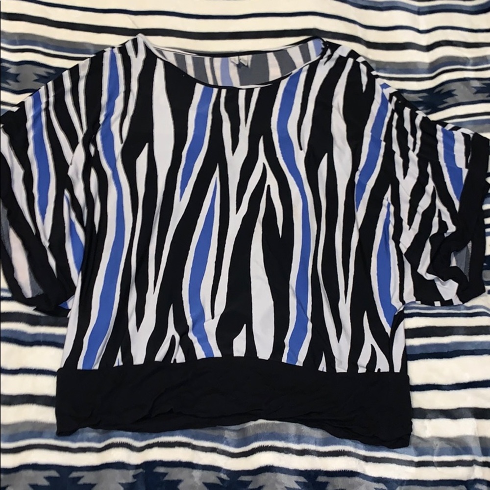 madison size large zebra print top